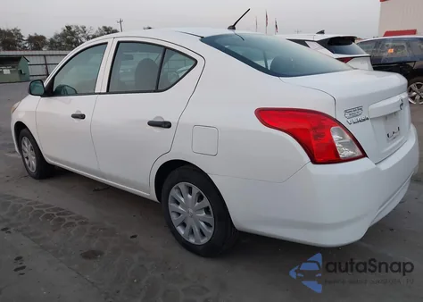 2015 Nissan Versa 1.6 S из США, поврежденный, VIN 3N1CN7AP3FL807615